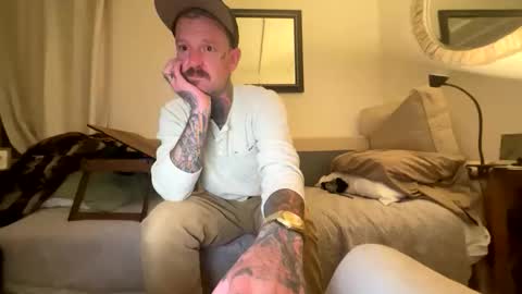 Snapshot of longwalksonthebeach69 chatting on March 3, 2026, 11:38 am longwalksonthebeach69 online show from March 3, 2026, 11:38 am