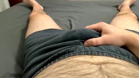 Snapshot of longwood2323 chatting on February 27, 2025, 5:45 am Longwood2323 online show from February 27, 2025, 5:45 am