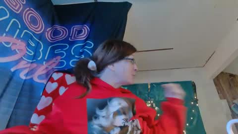 Snapshot of lononcashmere69 chatting on December 28, 2024, 8:25 pm Londoncashmere69 online show from December 28, 2024, 8:25 pm