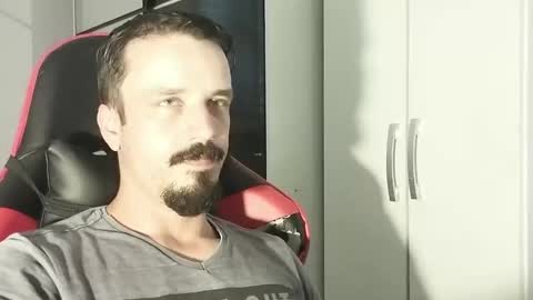 Lucas online show from January 1, 2025, 3:46 pm