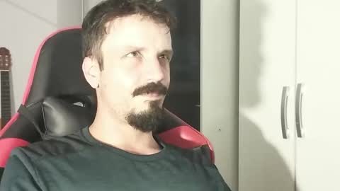 Lucas online show from January 2, 2025, 9:50 pm