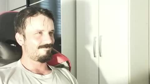 Lucas online show from February 5, 2025, 1:11 pm