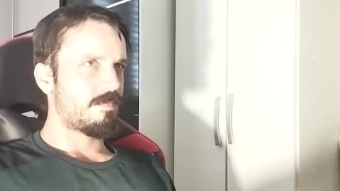 Lucas online show from February 19, 2025, 12:00 pm