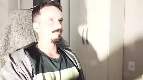 Lucas online show from October 11, 2025, 6:39 pm