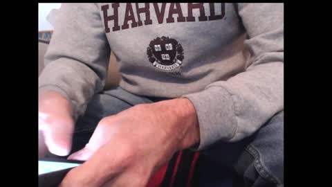 looking469 online show from January 23, 2025, 4:04 pm