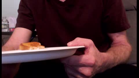 looking469 online show from February 18, 2026, 6:04 pm