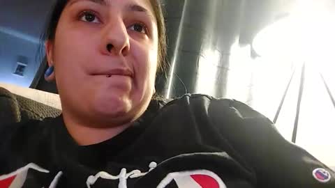 loolaunshaved online show from November 4, 2025, 11:48 pm