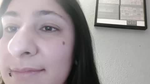 Snapshot of loolaunshaved chatting on December 20, 2025, 6:48 pm loolaunshaved online show from December 20, 2025, 6:48 pm