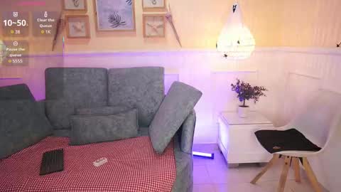 Snapshot of loonanyx chatting on October 13, 2025, 11:32 am Loona Nyx online show from October 13, 2025, 11:32 am