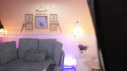 Snapshot of loonanyx chatting on October 16, 2025, 11:33 am Loona Nyx online show from October 16, 2025, 11:33 am