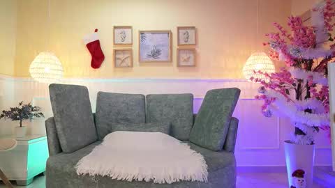 Snapshot of loonanyx chatting on December 3, 2025, 11:30 am Loona Nyx online show from December 3, 2025, 11:30 am