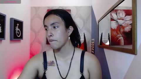 Loornna  mirr online show from December 5, 2025, 7:32 pm