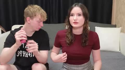 Snapshot of loossers chatting on September 24, 2025, 10:29 am Jean and Isa right couple Mark and Eva left couple online show from September 24, 2025, 10:29 am