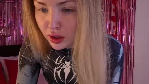 Snapshot of lora_amber chatting on February 22, 2026, 1:53 pm Lora online show from February 22, 2026, 1:53 pm