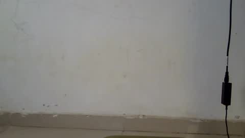 Snapshot of loraa_baby chatting on July 1, 2026, 1:40 am Loraa online show from July 1, 2026, 1:40 am