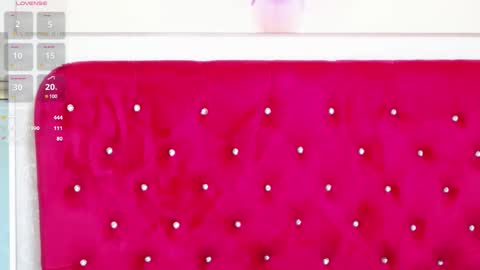Snapshot of loradelniro1 chatting on March 6, 2025, 7:43 pm loradelniro1 online show from March 6, 2025, 7:43 pm