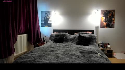 Snapshot of loraflame chatting on January 15, 2025, 9:24 am Lora online show from January 15, 2025, 9:24 am