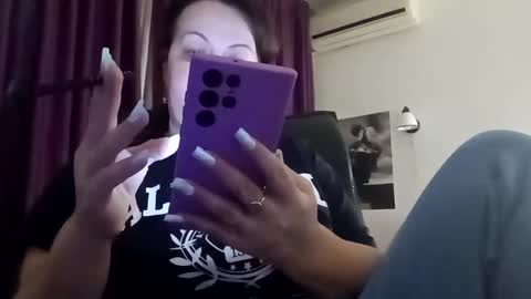 Snapshot of loraflame chatting on January 22, 2025, 4:02 pm Lora online show from January 22, 2025, 4:02 pm