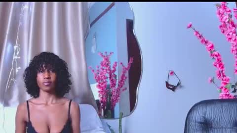 Snapshot of loraforreal chatting on January 18, 2026, 3:10 am Blackcat online show from January 18, 2026, 3:10 am