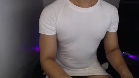 Snapshot of lord_of_cum69 chatting on February 3, 2026, 2:53 am Macky online show from February 3, 2026, 2:53 am