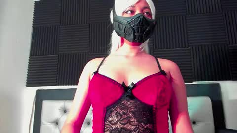 Lore Depp online show from October 19, 2025, 3:29 am