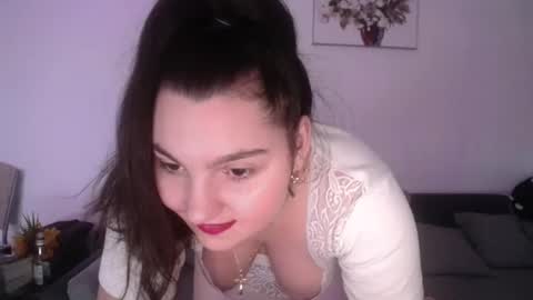 Snapshot of lorelaysss chatting on February 3, 2026, 11:54 pm LoreLay online show from February 3, 2026, 11:54 pm