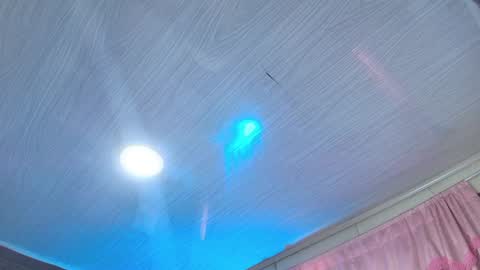 Snapshot of loren_44tits chatting on January 15, 2025, 8:58 pm Loren online show from January 15, 2025, 8:58 pm