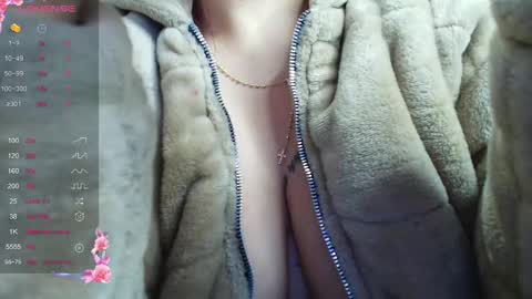 Loren online show from October 21, 2025, 1:17 am