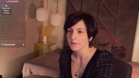 Loren online show from December 20, 2025, 7:15 am