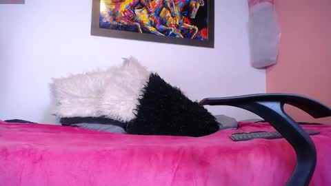 Snapshot of lorenajoness chatting on March 8, 2025, 4:17 pm Lorena online show from March 8, 2025, 4:17 pm