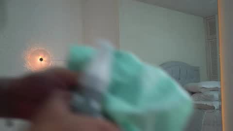 Snapshot of lorenallen_ chatting on February 18, 2026, 3:24 am Loren Allen online show from February 18, 2026, 3:24 am