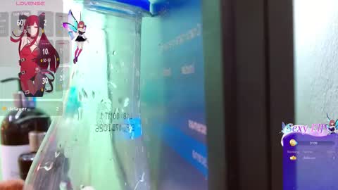 Snapshot of lorenapinto_ chatting on February 25, 2026, 9:35 pm lore online show from February 25, 2026, 9:35 pm