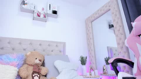 Snapshot of lorennahernandez chatting on March 16, 2026, 11:36 am Lorena online show from March 16, 2026, 11:36 am