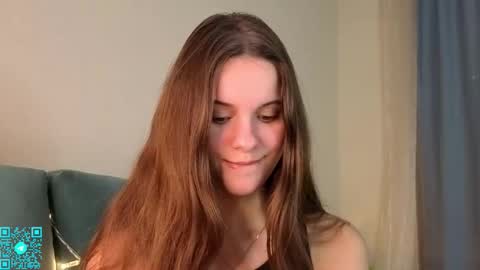 Chloe for Fan BlackHole online show from October 24, 2025, 5:53 pm