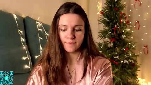 Snapshot of lorettadunnelli chatting on January 12, 2026, 5:40 pm Chloe for Fan BlackHole online show from January 12, 2026, 5:40 pm