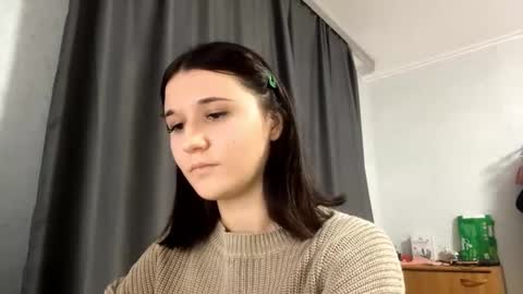 Kate online show from September 25, 2025, 3:16 pm