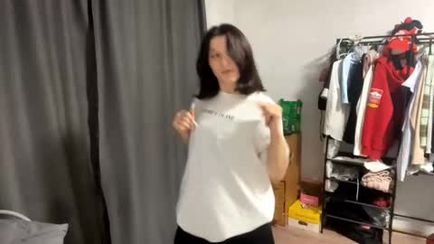 Kate online show from October 1, 2025, 3:29 pm