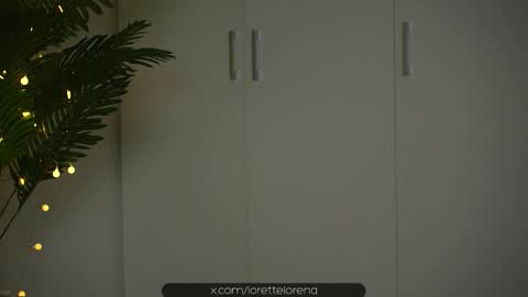 LoretteLorena online show from October 5, 2025, 4:55 am