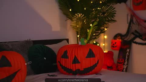 LoretteLorena online show from October 24, 2025, 6:21 am