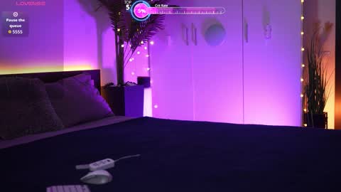 LoretteLorena online show from February 9, 2026, 8:13 pm
