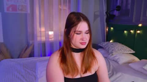 Lori online show from November 22, 2025, 7:02 pm