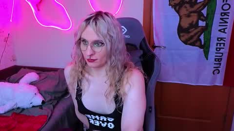 Snapshot of lori_myaf chatting on February 11, 2026, 2:00 pm Lori ----------------------------------- online show from February 11, 2026, 2:00 pm