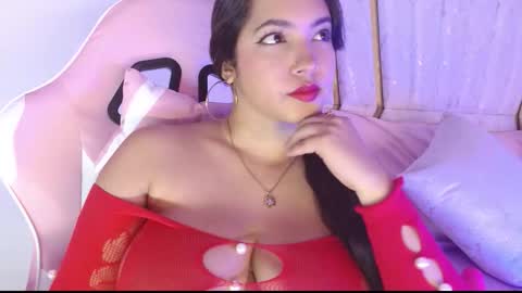 zamara solorzano berrio online show from December 1, 2025, 10:26 pm