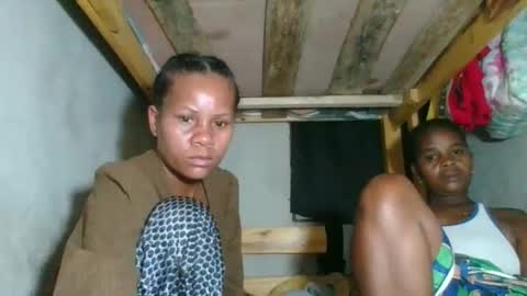 Snapshot of lorienne98 chatting on May 20, 2026, 8:15 pm lorienne98 online show from May 20, 2026, 8:15 pm