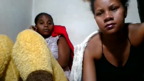 Snapshot of lorienne98 chatting on May 27, 2026, 7:22 pm lorienne98 online show from May 27, 2026, 7:22 pm