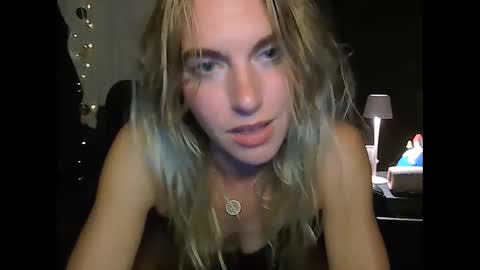 Snapshot of lorik69 chatting on September 16, 2025, 1:06 am lorik69 online show from September 16, 2025, 1:06 am