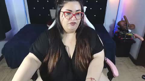 loriscohen3 online show from February 27, 2025, 6:40 am