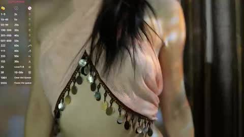 Snapshot of lornaelin chatting on October 25, 2025, 8:22 am Dia 700-1630Rose 1900-430UTC1 online show from October 25, 2025, 8:22 am