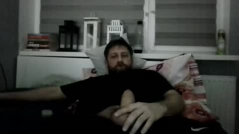 Snapshot of losblancos1986 chatting on February 25, 2026, 11:03 pm Losblancos1986 online show from February 25, 2026, 11:03 pm