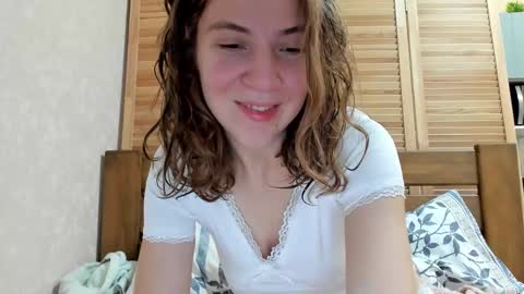 lost_moon online show from November 30, 2025, 1:42 am